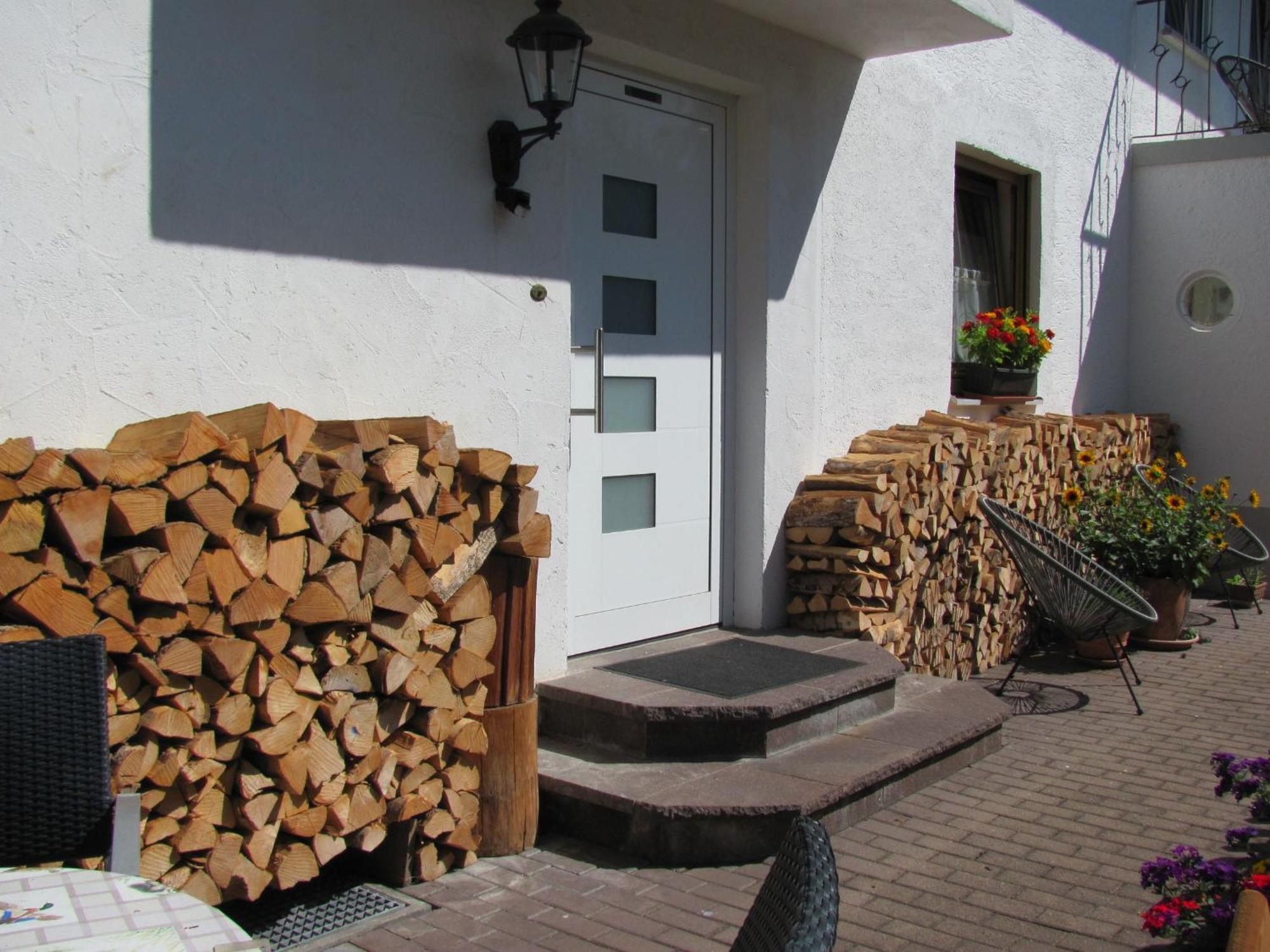 #7 Ferienhaus Mit Schlossblick Trunkelsberg Fuer Max 6 Personen,Kueche Komplett Eingerichtet, 2 Baeder 3 Schlafzimmer Top-Ausstattung ภายนอก รูปภาพ